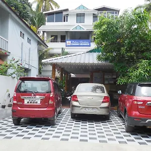  Resort Pulari Gardens India